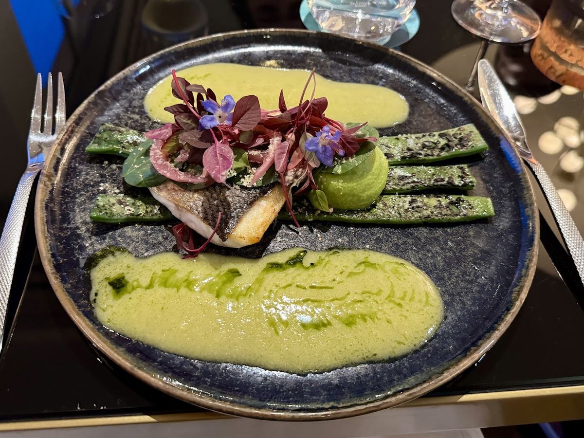 Amara Restaurant — photo 4 of 12