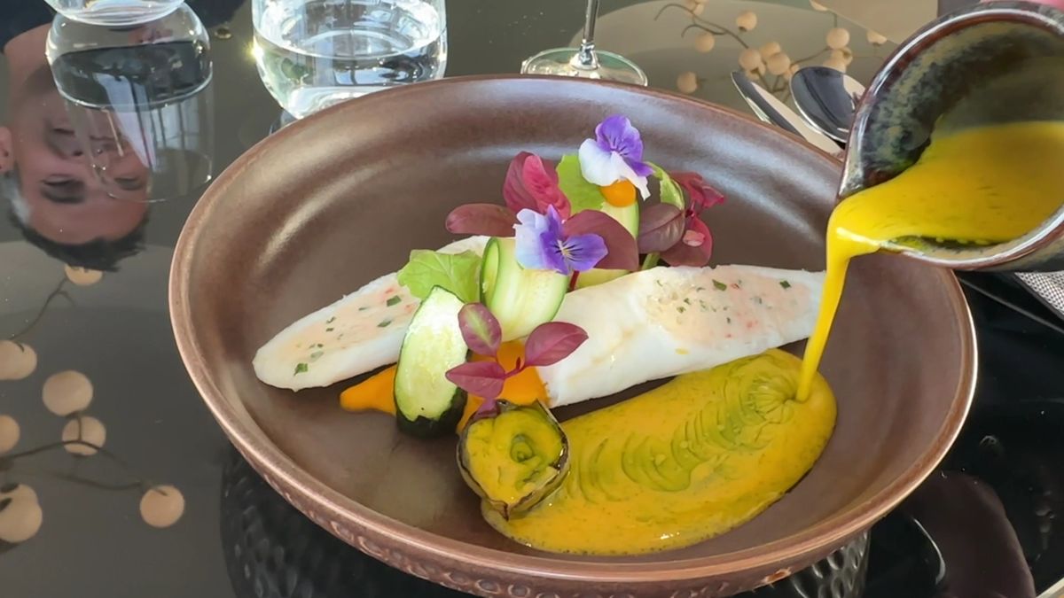 Amara Restaurant — photo 8 of 12