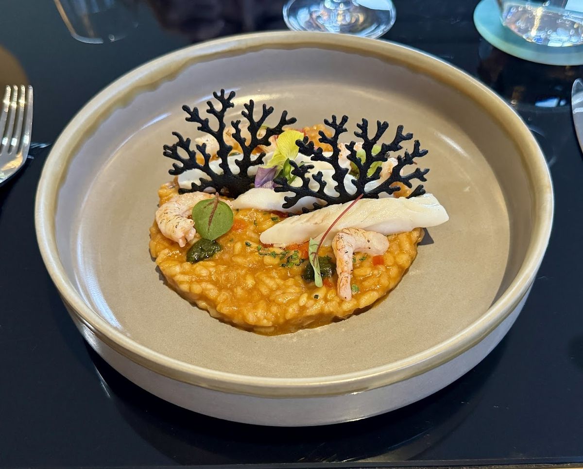 Amara Restaurant — photo 10 of 12