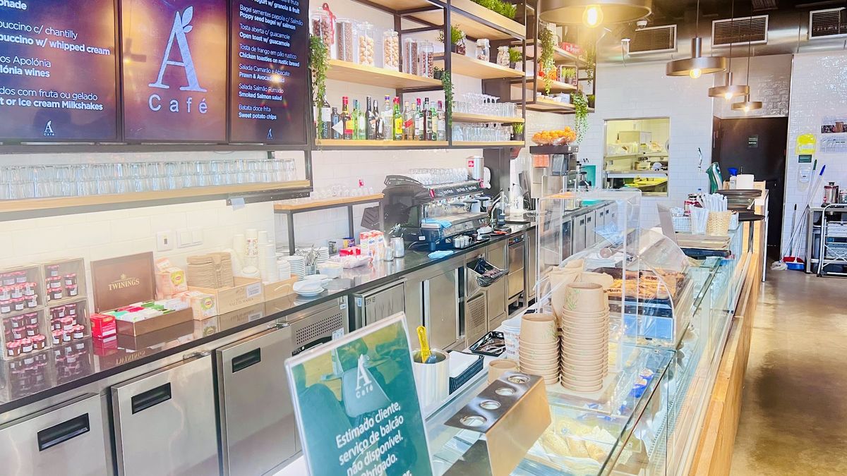 Apolónia Café — photo 1 of 12