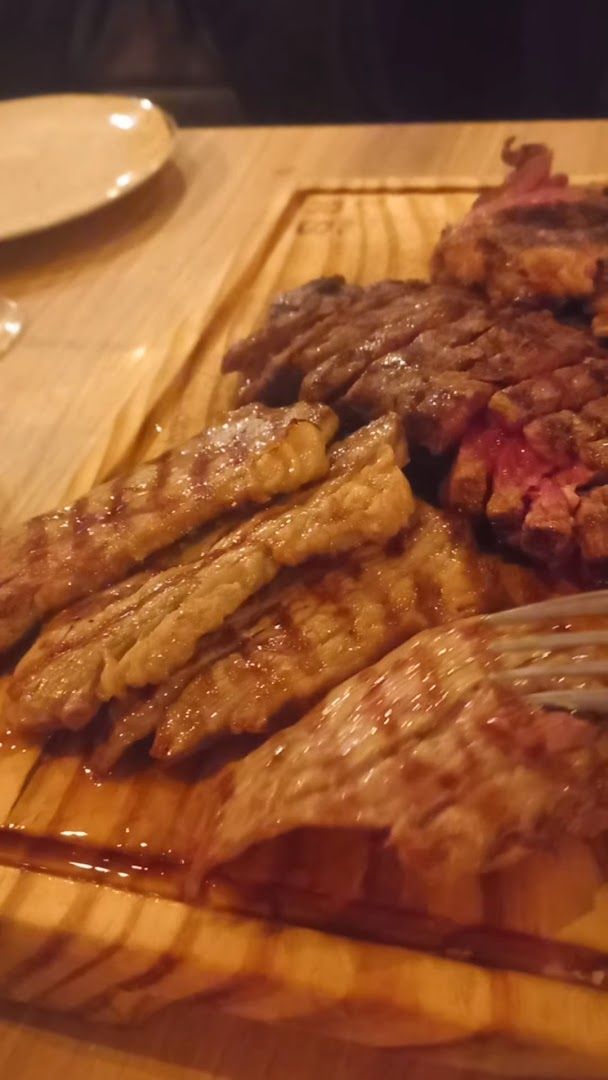 Bismarck Steak House — photo 2 of 12