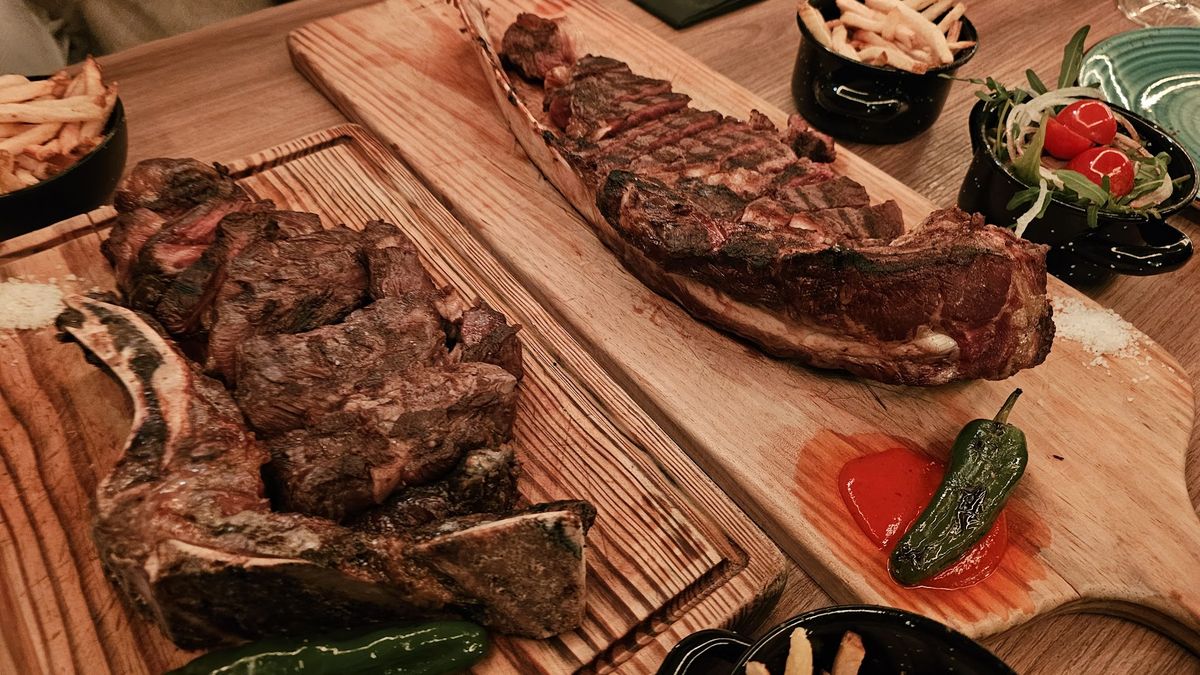 Bismarck Steak House — photo 5 of 12