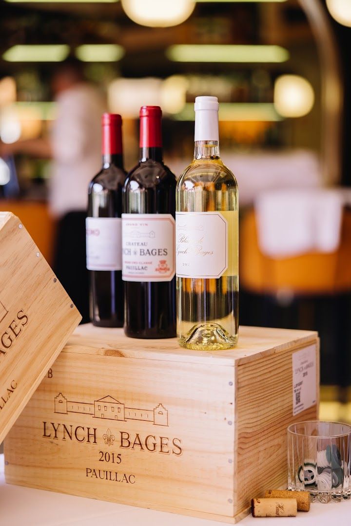 Brooke's Wine Bar & Shop — photo 7 of 12
