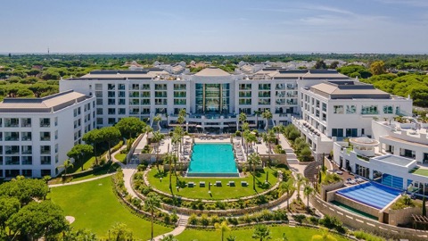 Conrad Algarve Pool Bar — Poolside · Quinta do Lago · €€€