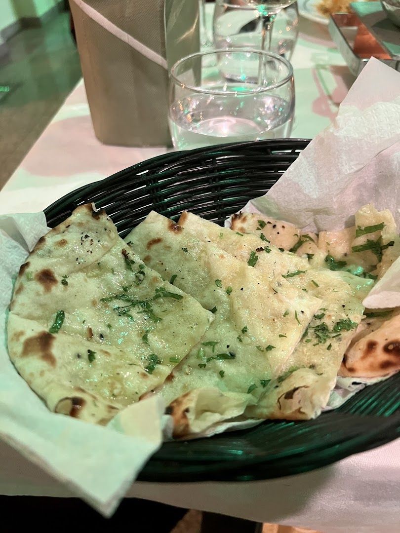 Coriander Lounge — photo 9 of 12