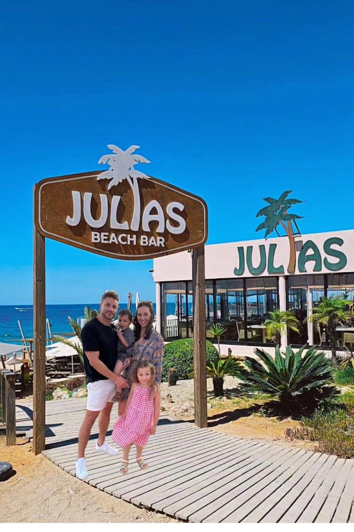 Julia's — photo 5 of 12