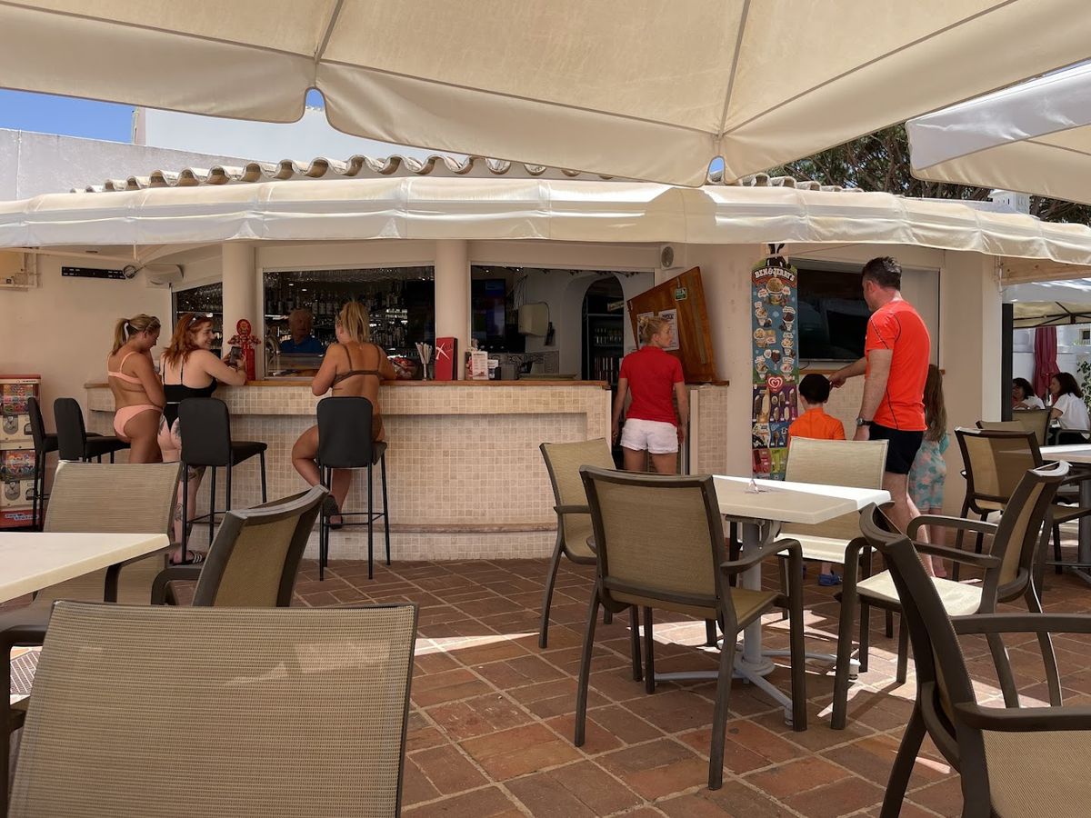 Lobo's Restaurant — photo 6 of 12