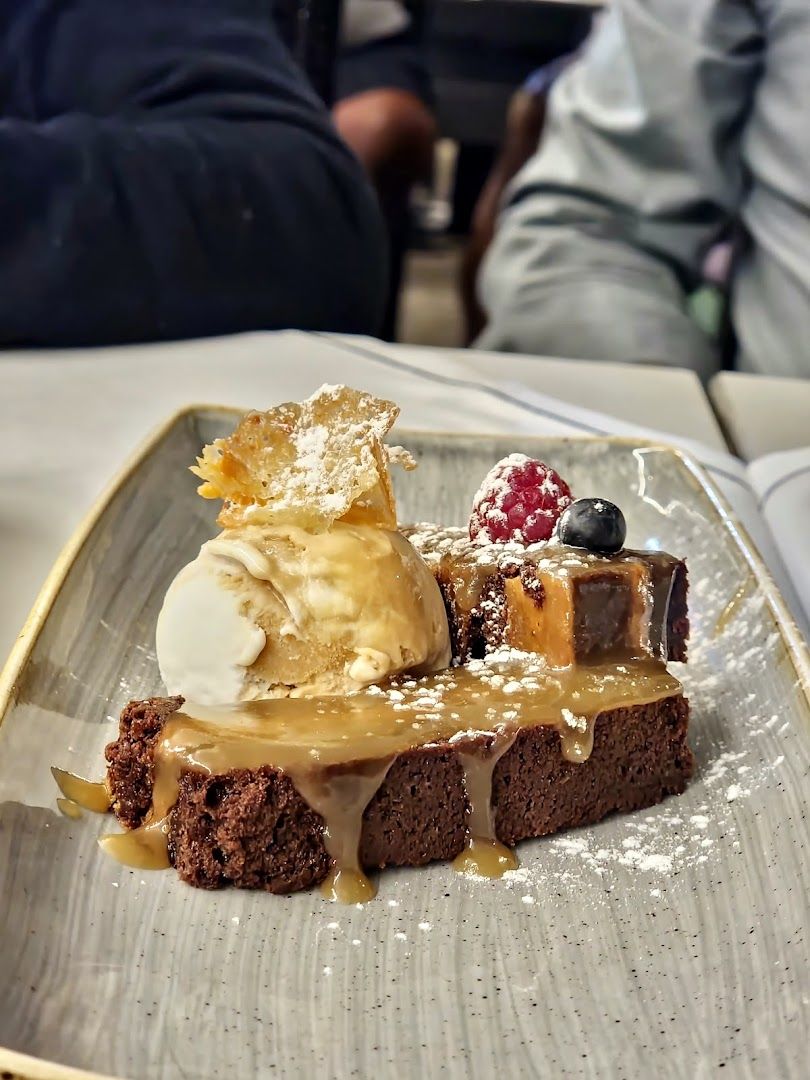 Monty's — photo 8 of 12