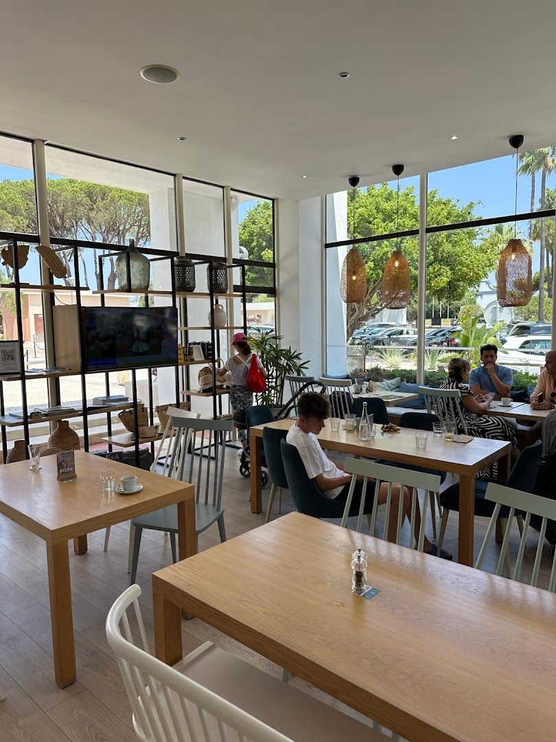 NOA Café — photo 6 of 12