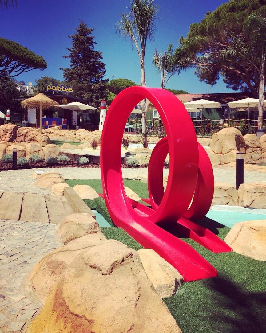 ParTee Mini Golf Bar — photo 11 of 12