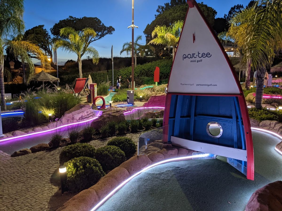 ParTee Mini Golf Bar — photo 4 of 12