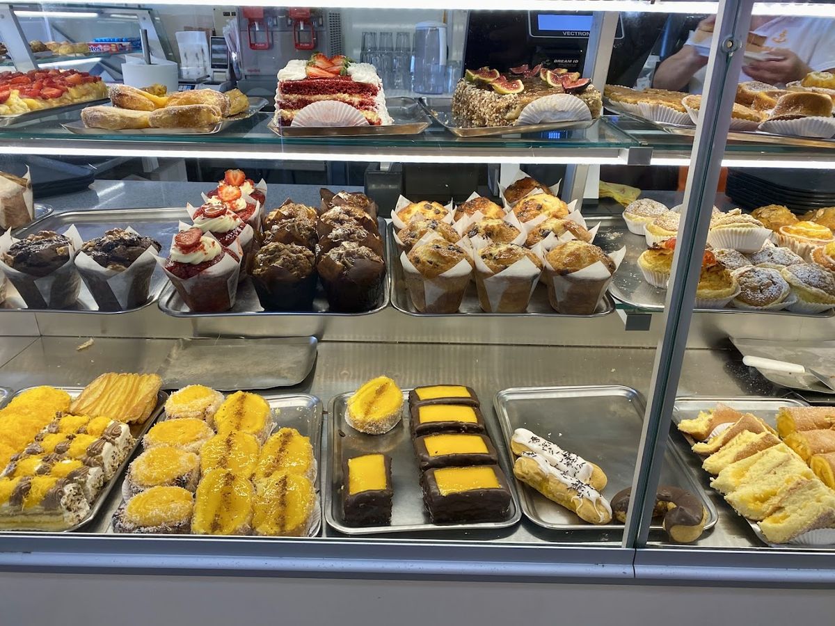 Pastelaria Beira Mar — photo 4 of 12