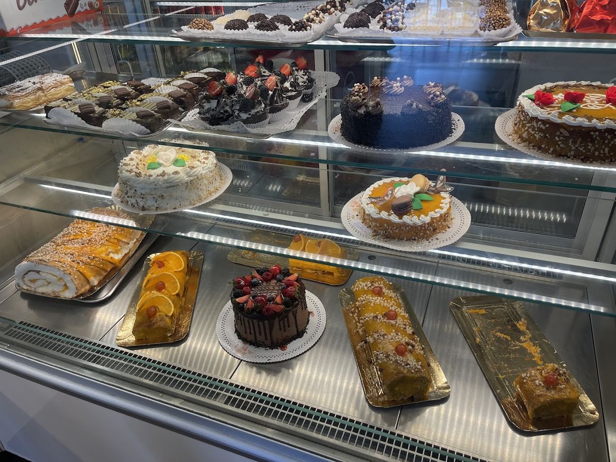 Pastelaria Beira Mar — photo 6 of 12