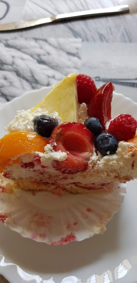 Pastelaria Charlotte — photo 5 of 11