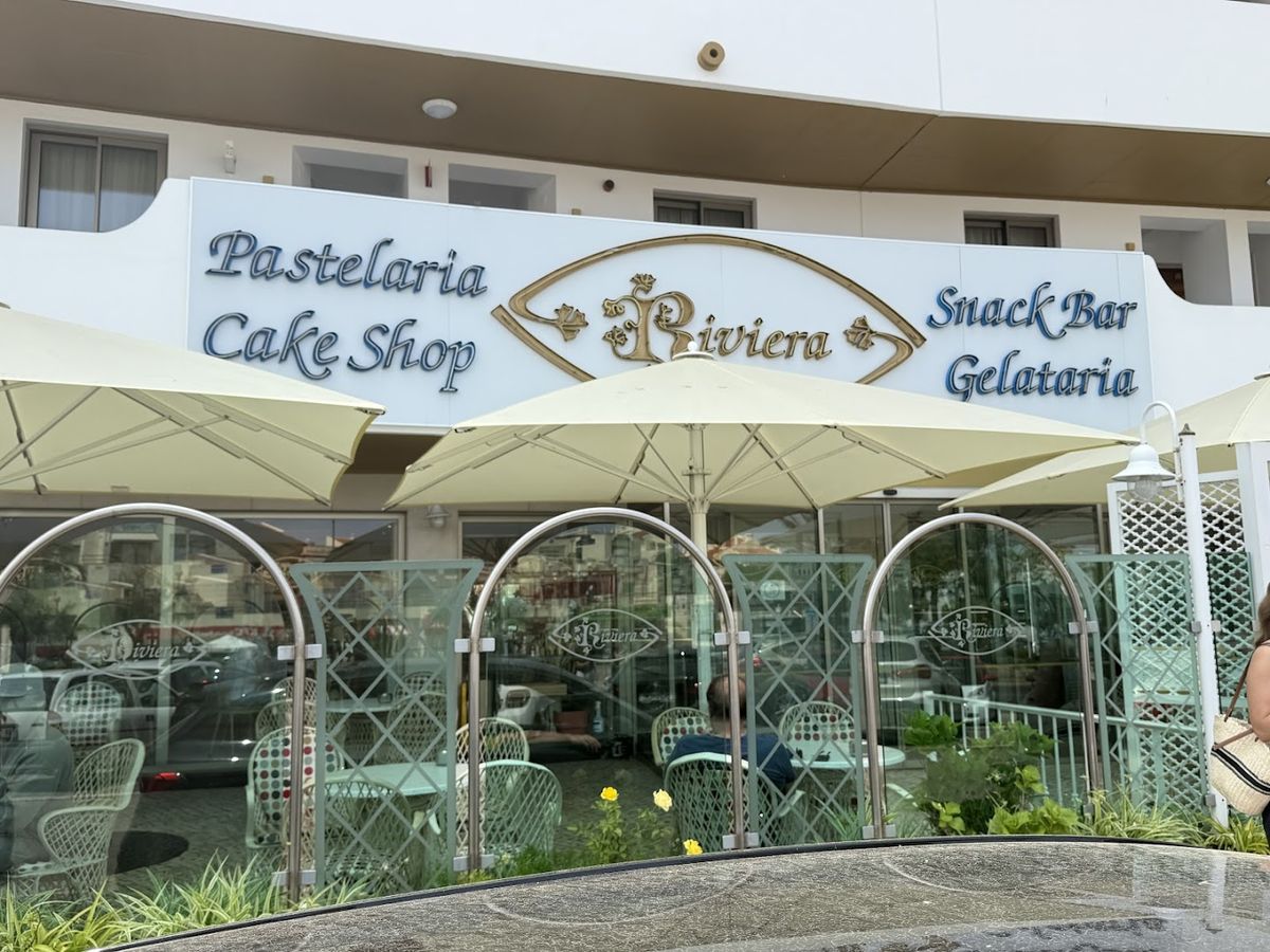 Pastelaria Riviera — photo 1 of 12