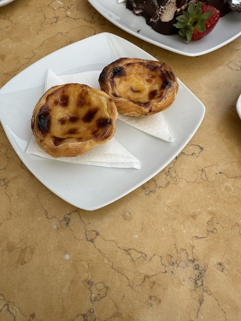 Pastelaria Riviera — photo 7 of 12