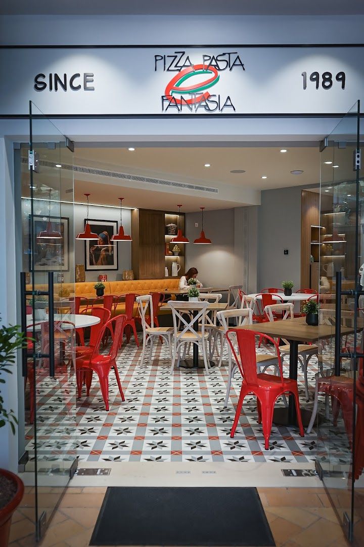 Pizza Pasta e Fantasia — photo 6 of 12