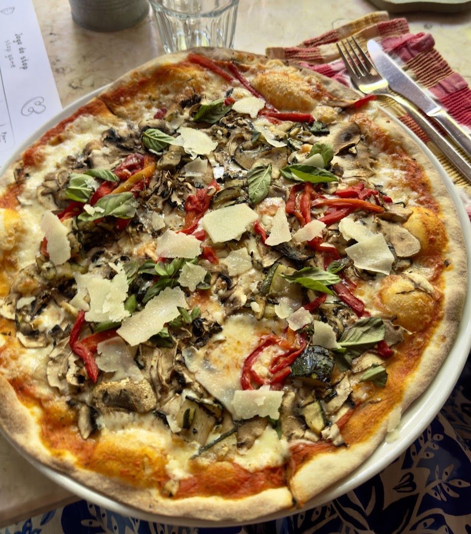 Pizzaria Os Compadres — photo 6 of 11