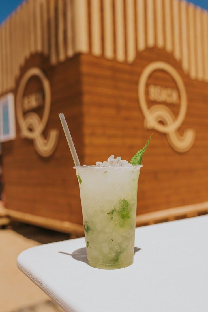 Q Beach — photo 12 of 12