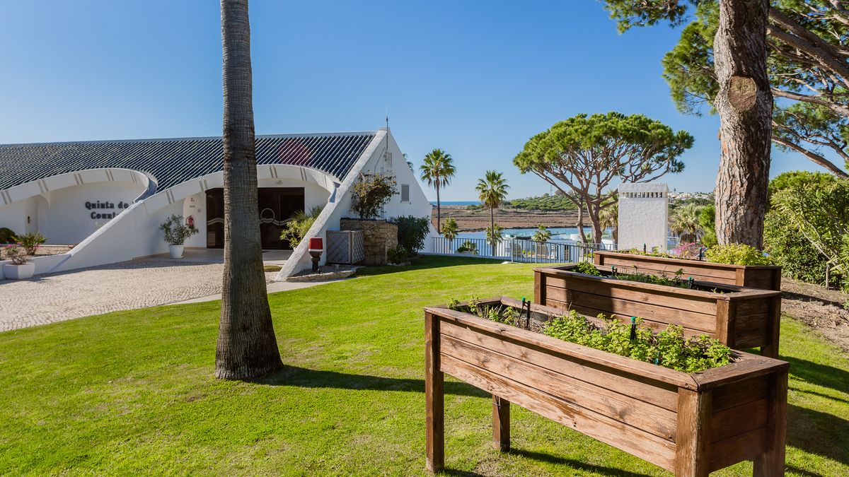 Quinta do Lago Clubhouses — photo 7 of 12