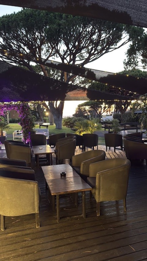 Spikes Restaurant & Bar — International · Vale do Lobo · €€
