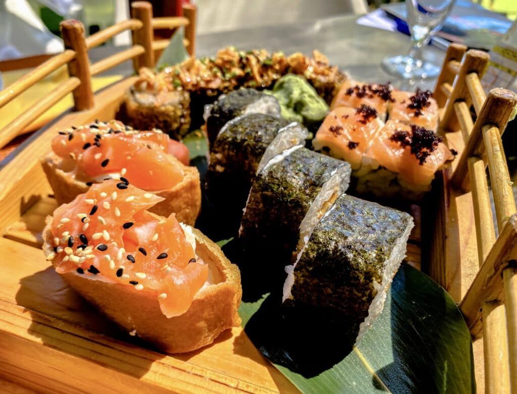 Sushi Mishi — photo 4 of 12
