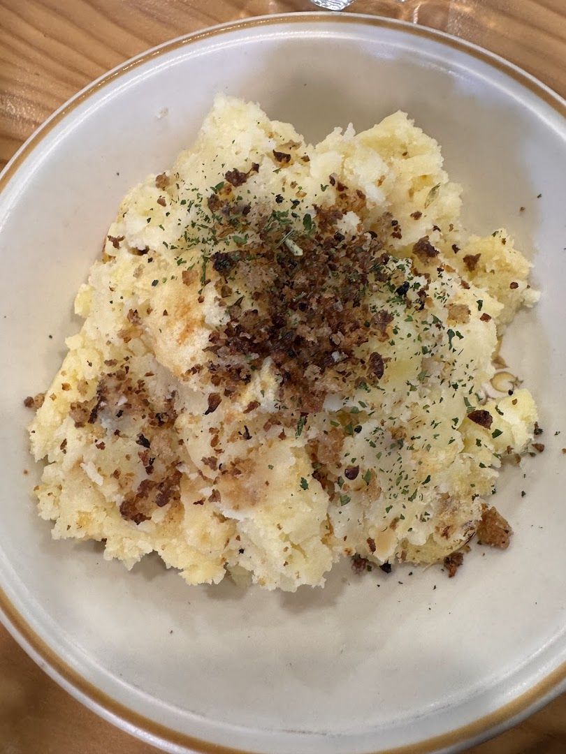 Taberna by Lucia Ribeiro — photo 9 of 12