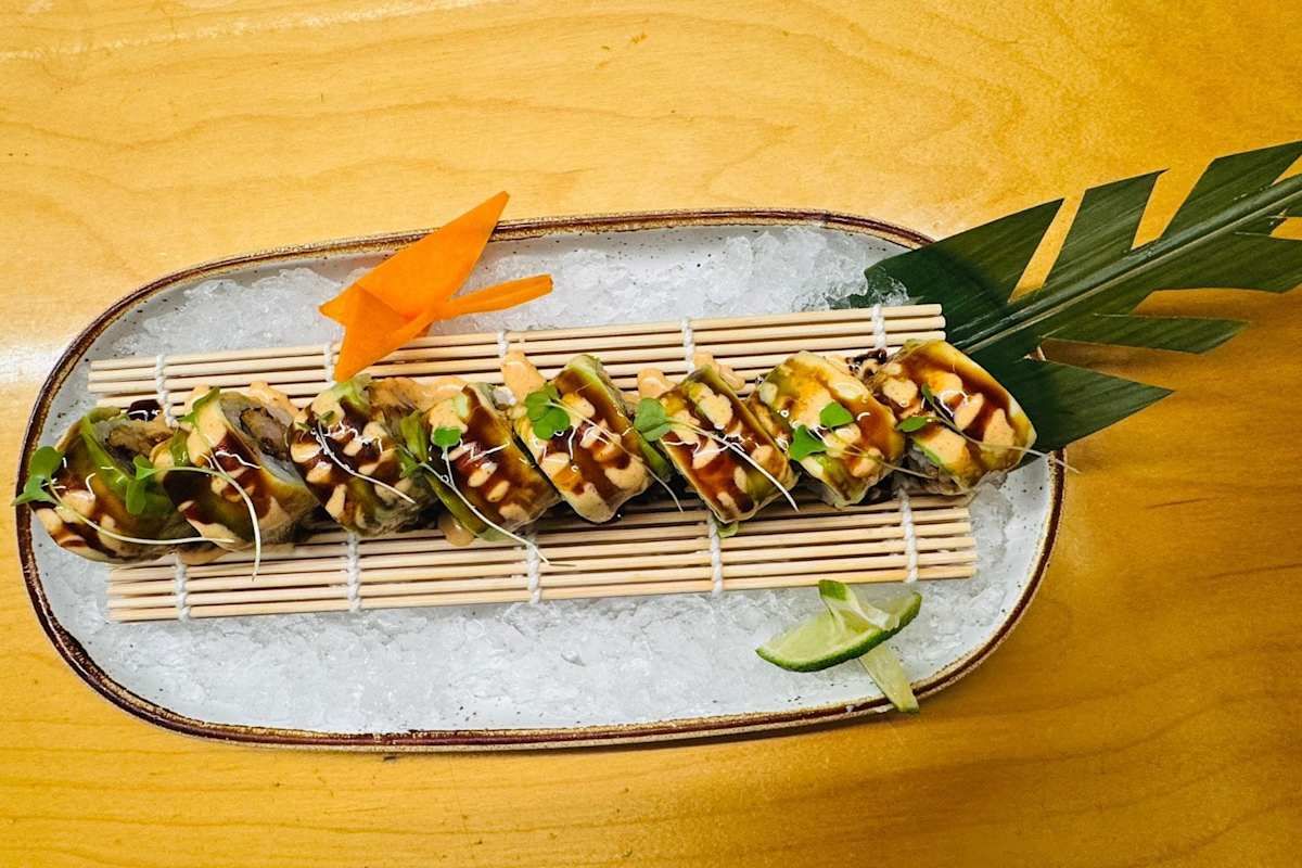 Thai & Maki — photo 4 of 5