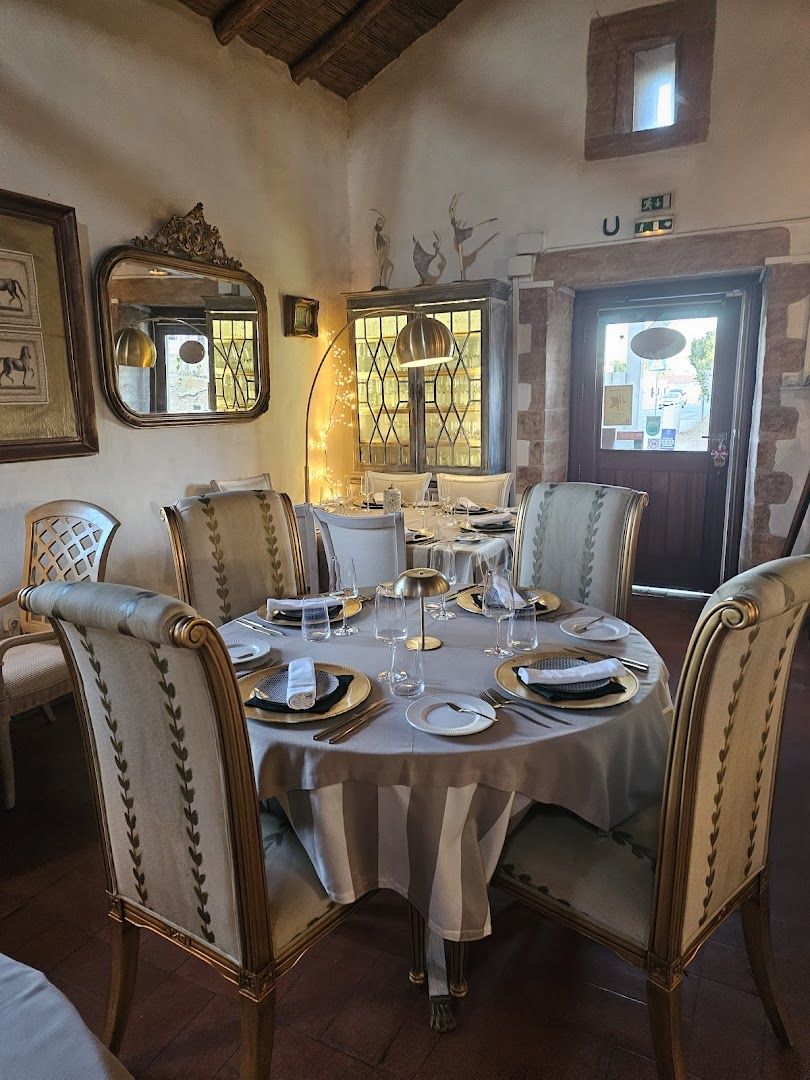 Vaults Restaurant — photo 7 of 12