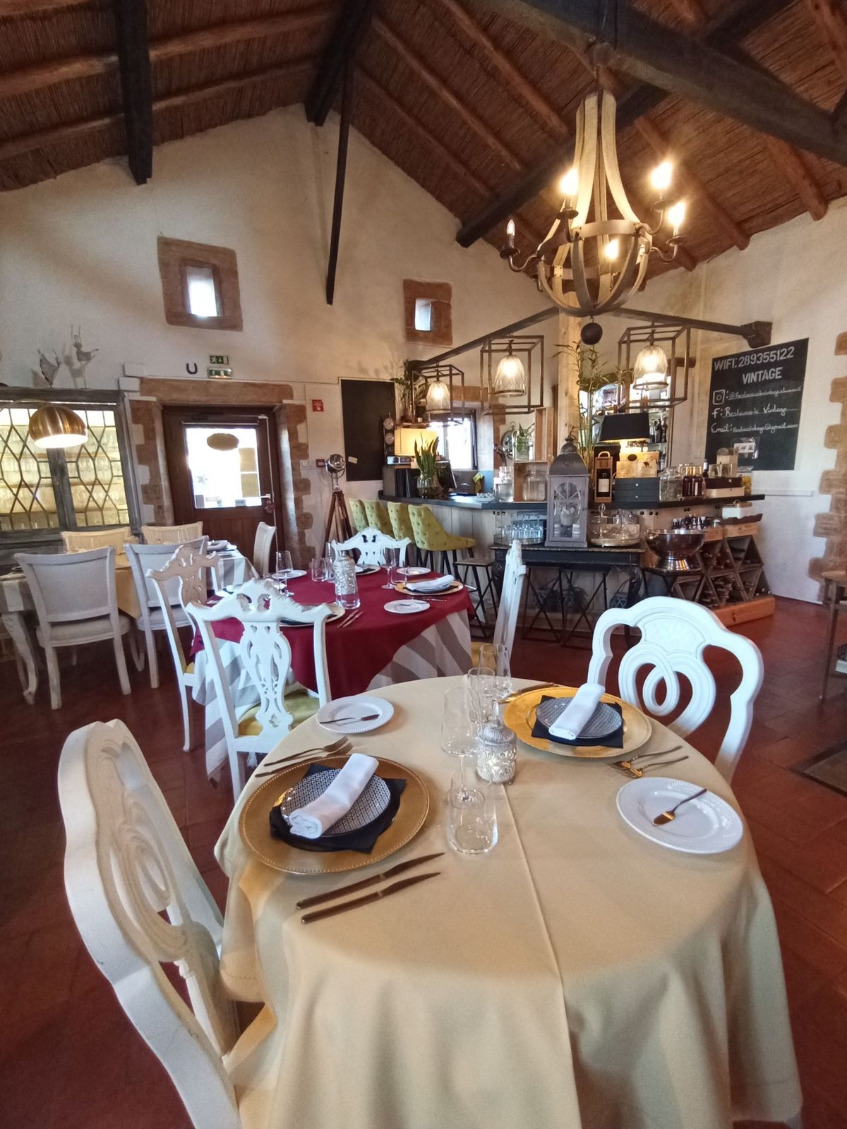 Vintage Restaurant — photo 1 of 6