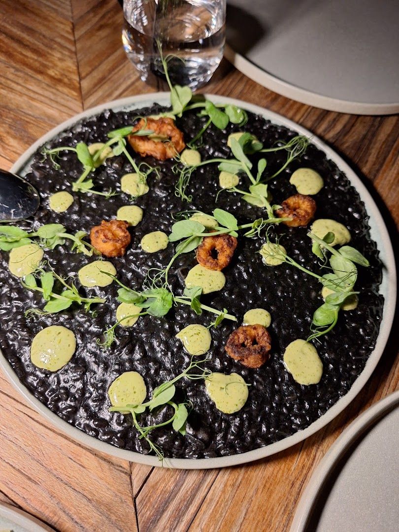 Vivant Restaurant — photo 4 of 12
