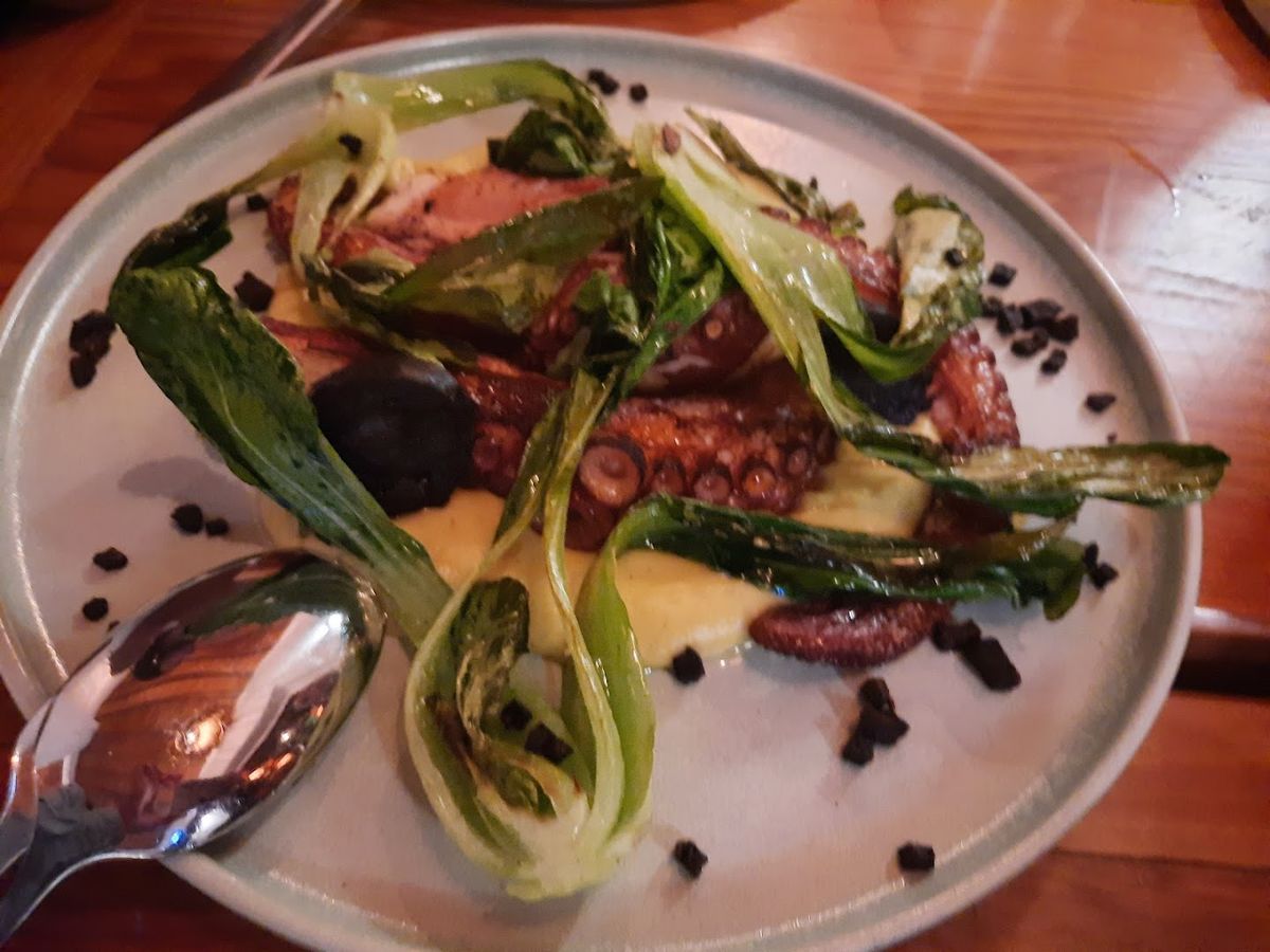 Vivant Restaurant — photo 8 of 12